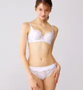 【SALE】フロラーレ バイ トリンプ121 ブラジャー(パッドなし), ホワイト, model image number 1