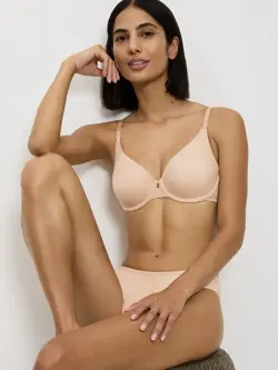 BODY MAKE-UP ESSENTIALS