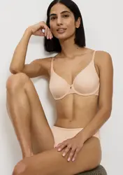 BODY MAKE-UP ESSENTIALS