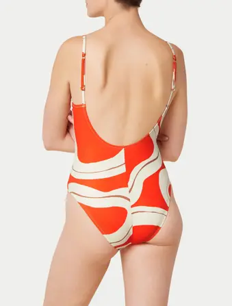 SUMMER ALLURE