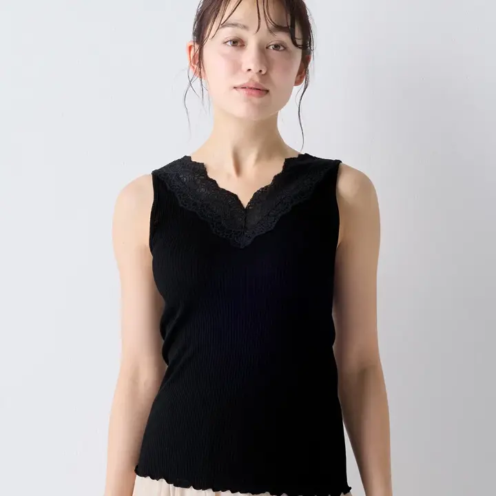 タンクトップ 保湿インナー, ブラック, model image number 1