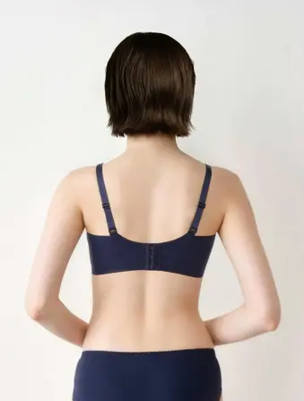 レッドレーベル バイ トリンプ0129 ブラジャー(パッドなし)