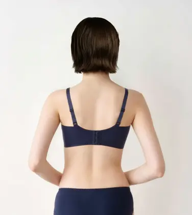 レッドレーベル バイ トリンプ0129 ブラジャー(パッドなし)