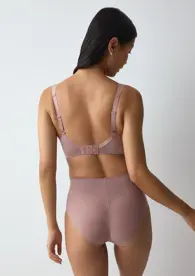 BMU ILLUSION CURVE