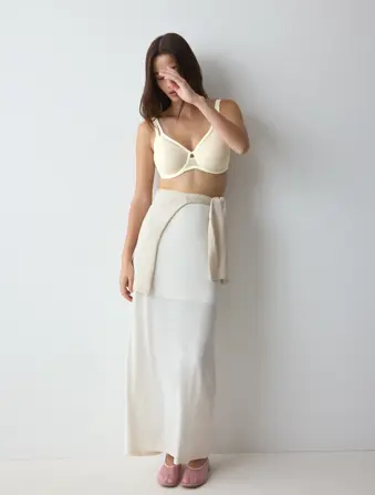 TRIUMPH SIGNATURE SHEER