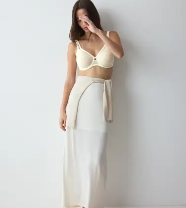 TRIUMPH SIGNATURE SHEER