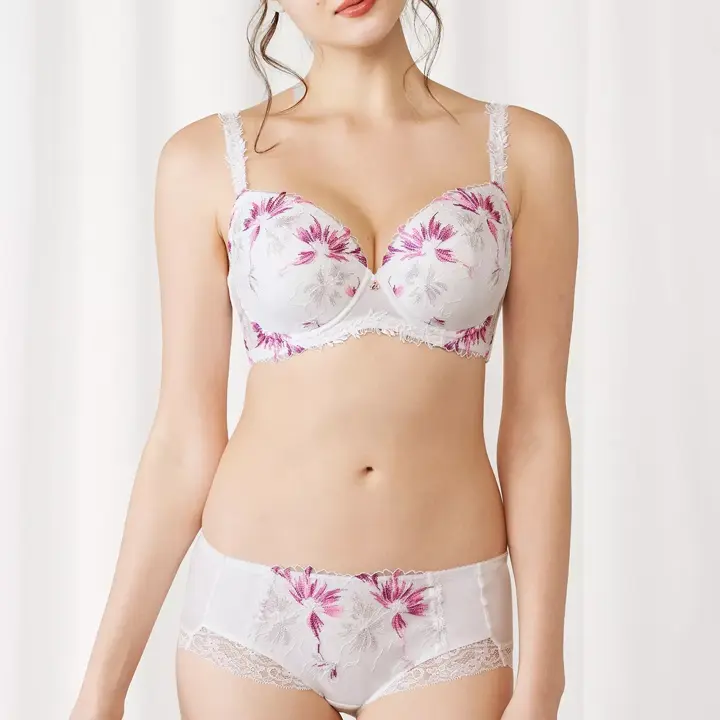 【SALE】フロラーレ バイ トリンプ612 ブラジャー(パッドなし), ホワイト, model image number 1