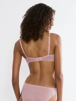 TRIUMPH SIGNATURE SHEER