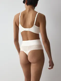 COMFORT CONTOUR