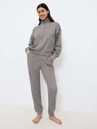 MYWEAR LOUNGE