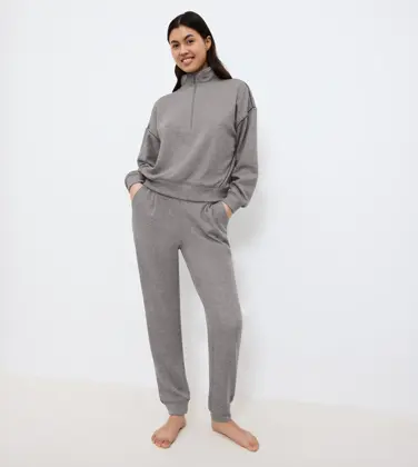 MYWEAR LOUNGE