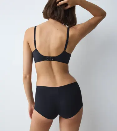 BODY MAKE-UP SOFT TOUCH