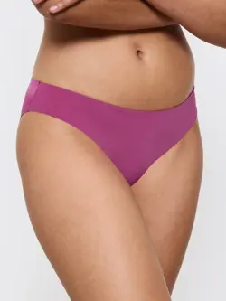 BODY MAKE-UP ESSENTIALS