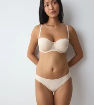 BEAUTY-FULL ESSENTIAL