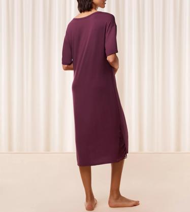 TIMELESS SENSUALITY in VIOLET