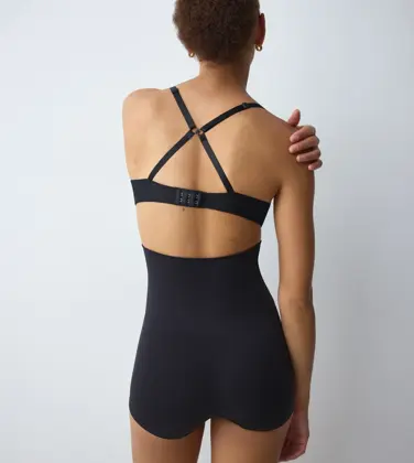 TRIUMPH SOFT SCULPT