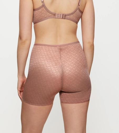 TRIUMPH SIGNATURE SHEER