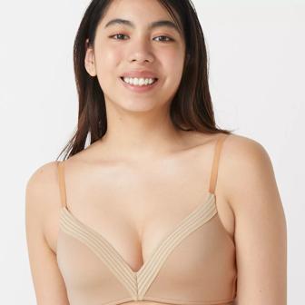 スロギー ワオ エンブレイス ノンワイヤーブラジャー HU【一部カラーSALE】, , model